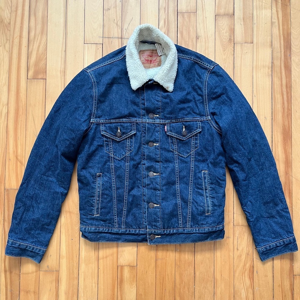 Levis Mens Sherpa Lined Trucker Jacket Dark Wash Indigo Denim Size Small